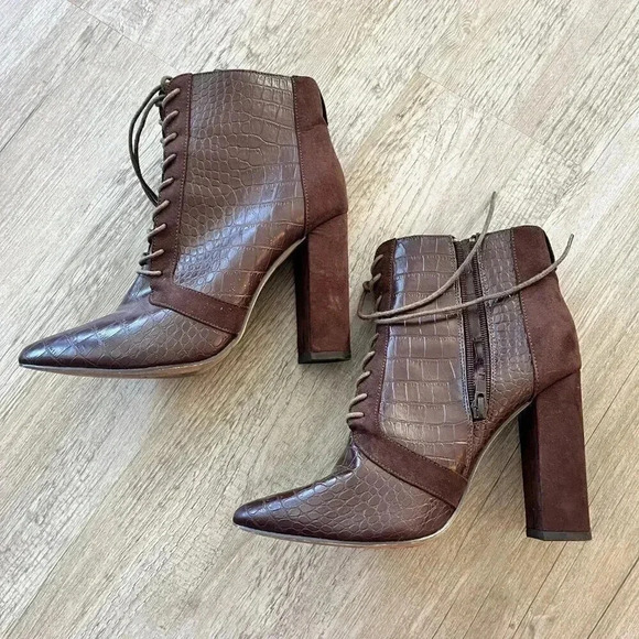 Womens ShoeDazzle Brown Ereni Boot - 8 - Picture 4 of 8